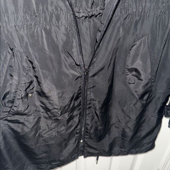 Forever 21 Black Hooded Jacket - Picture 5 of 7
